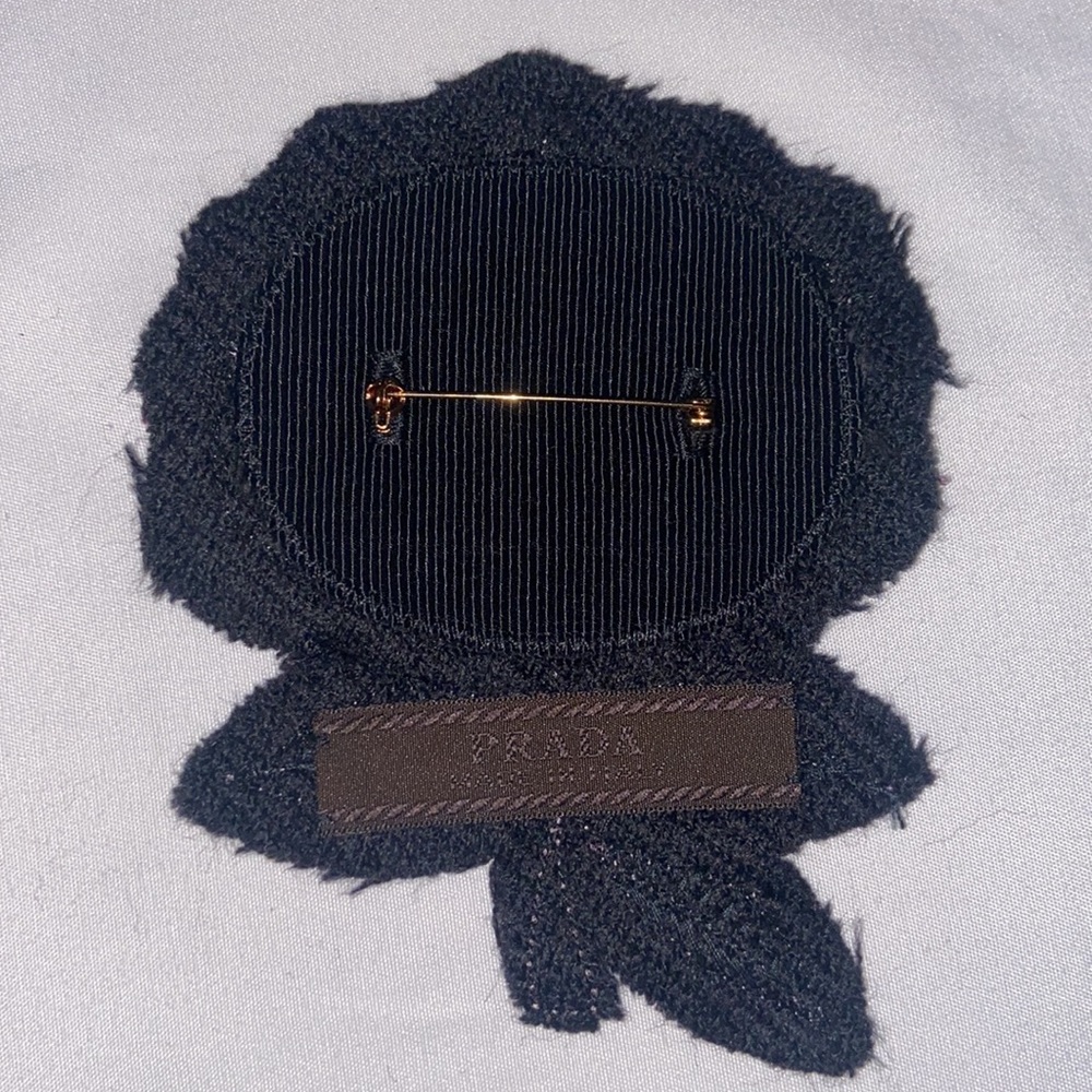 Rare Prada Brooch - Picture 3 of 5